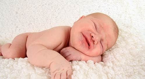 الطرق المنزلية للوقاية من مشكلة المغص عند الطفل الرضيع